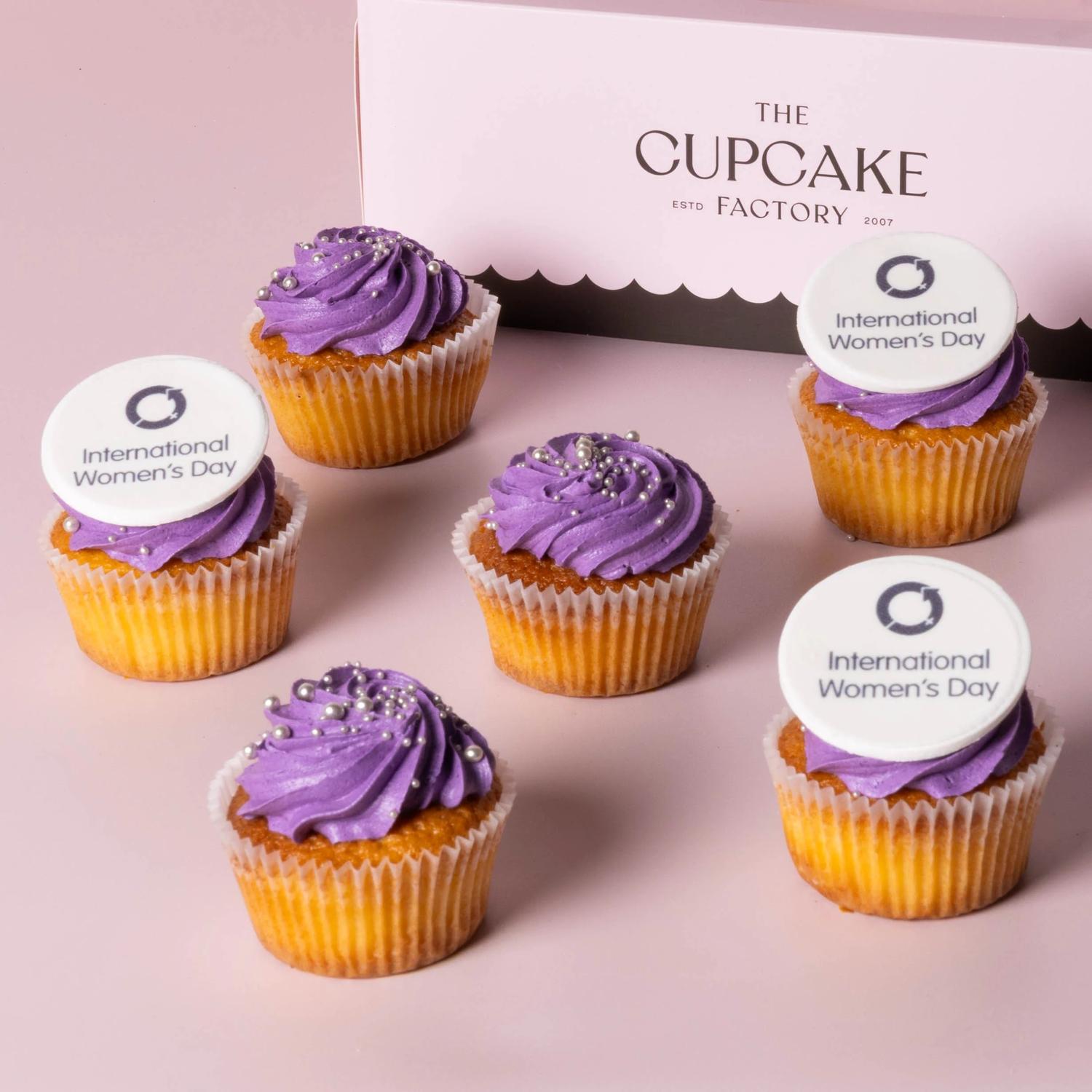 Half Logo Branded IWD Cupcake Box