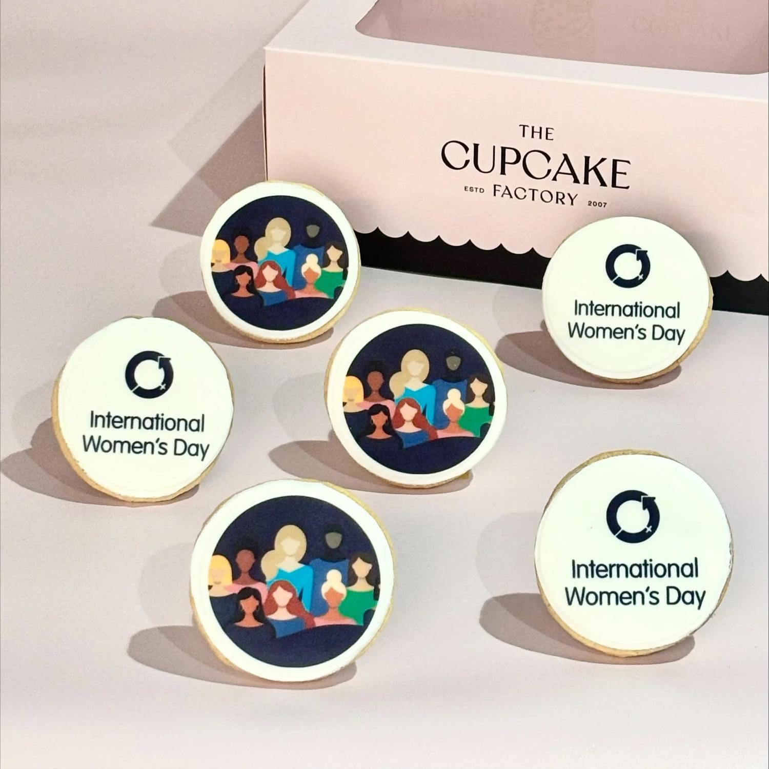 IWD Cookie Box