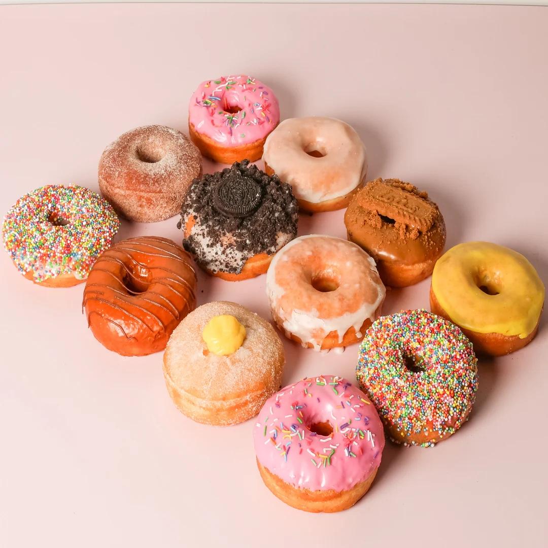 Vegan Doughnut Box (12 Pieces)