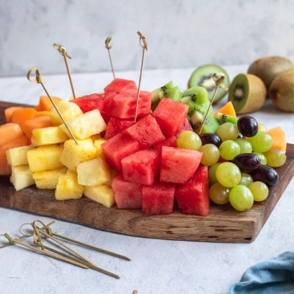 Small fresh fruit platter 