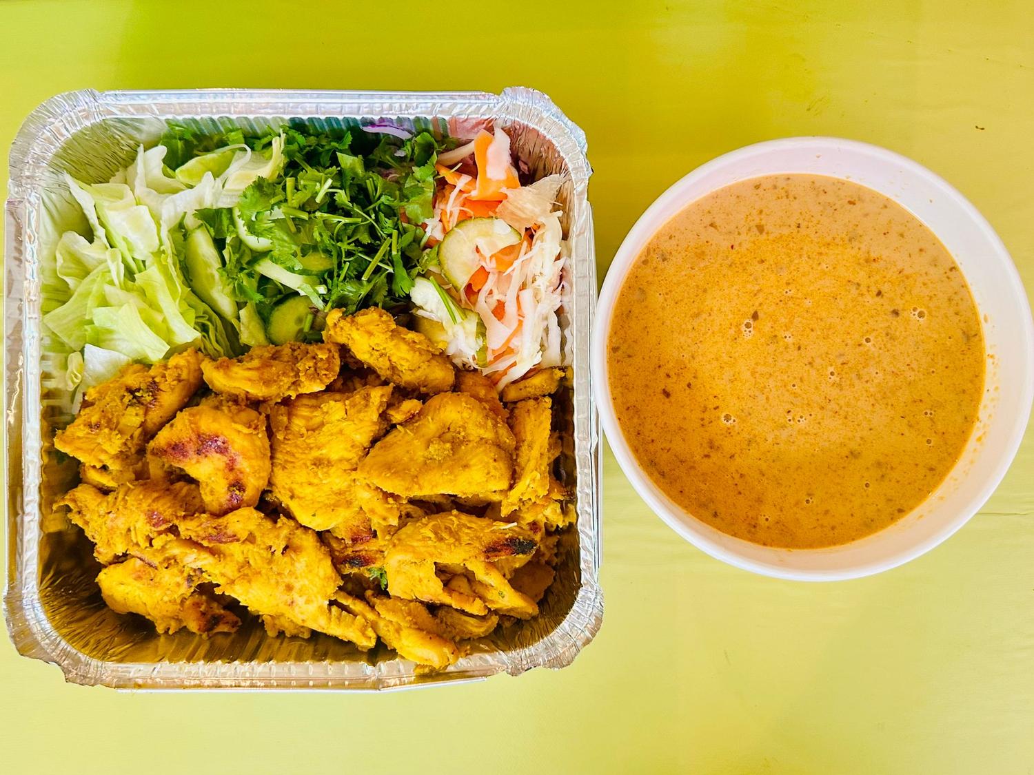 Sharing 4-6pp Chicken Satay and Peanut Sauce