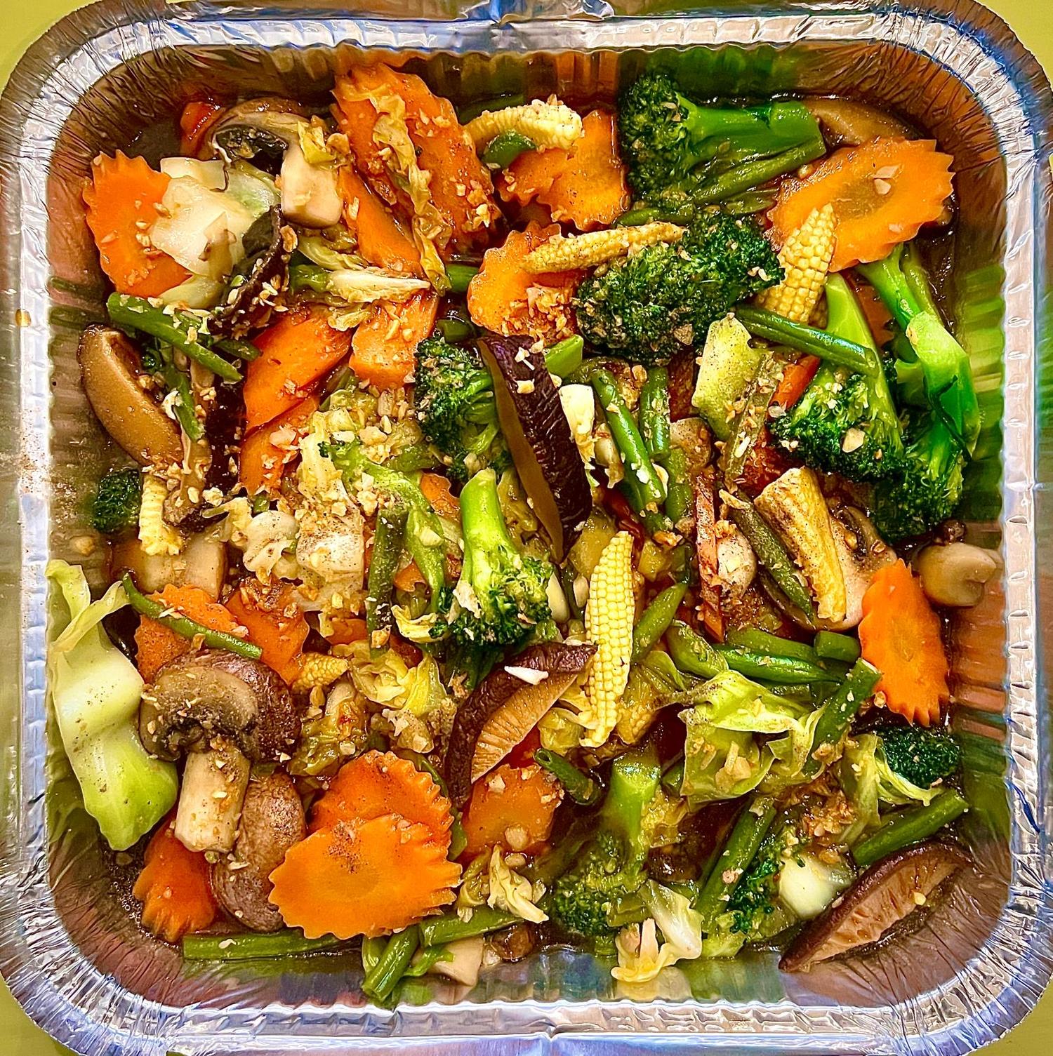 Sharing 4-6pp Stir Fry Mix Veg & Mushroom