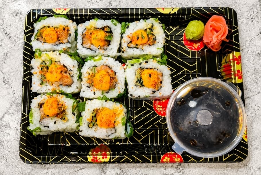 Spicy Salmon Roll