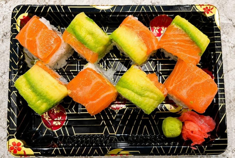Salmon Avocado Roll