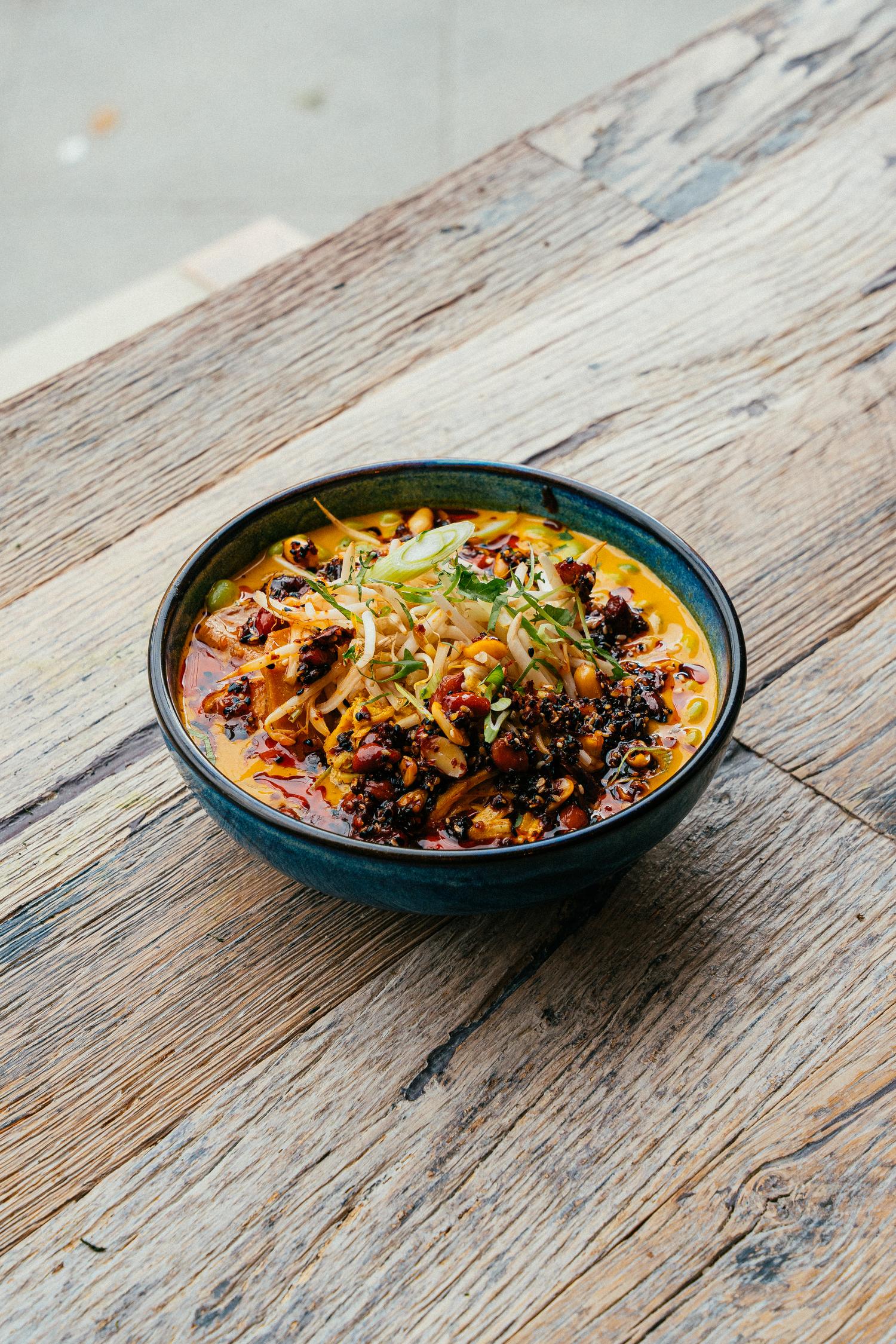 Vietnamese Cà Ri Bowl