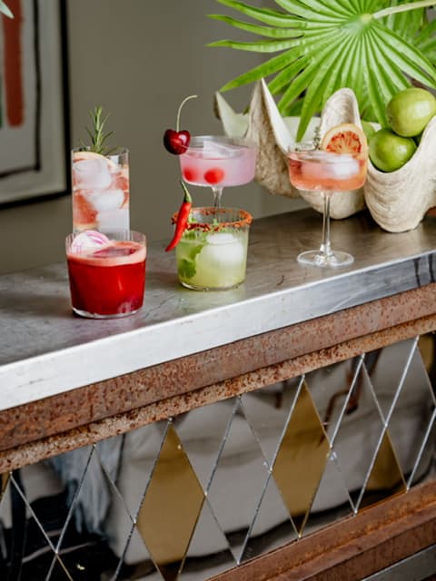 Pop Up Party with Mobile Cocktail Bar