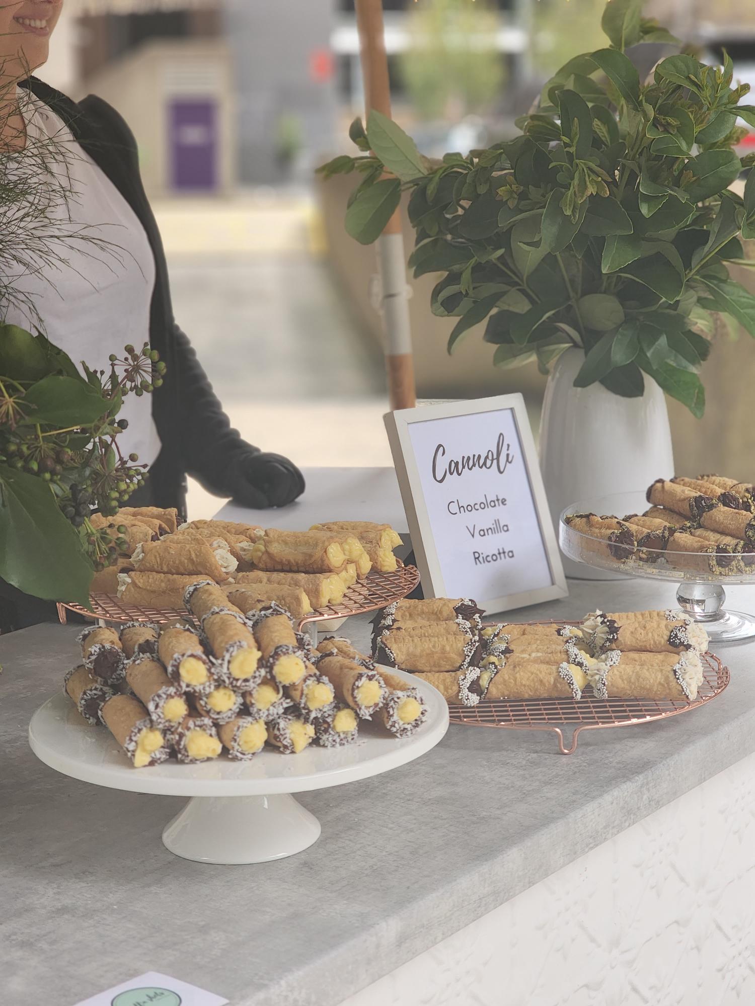 Cannoli Cart - Up to 50 Guests (2hrs)