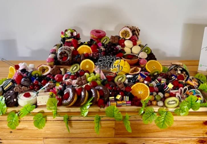 Guilty Pleasures (Opt 1) Grazing Table (Per Metre)