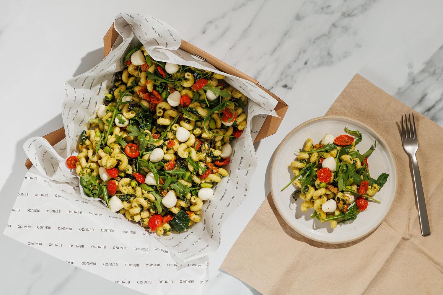 Cellentani Pesto Pasta Box with Chicken
