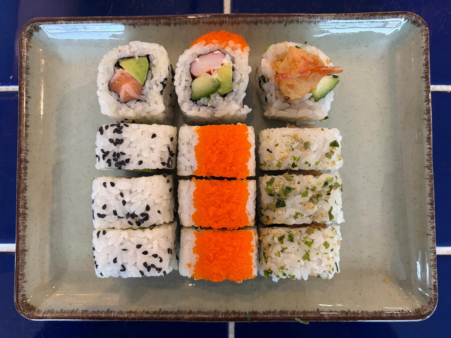 Sushi Salmon – California & Ebi Tempura