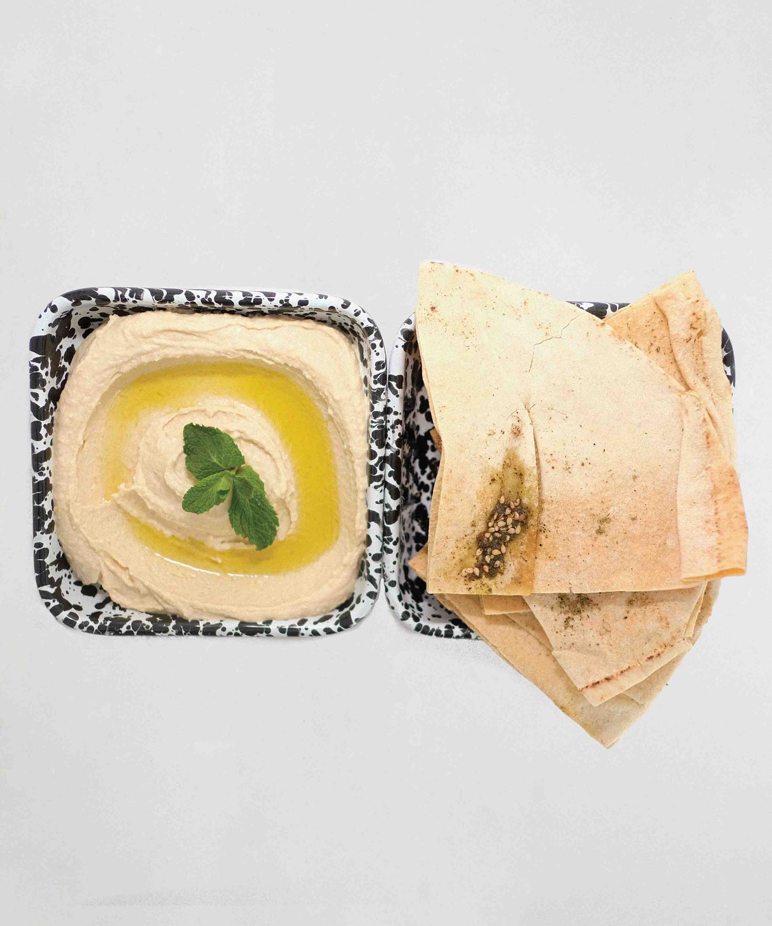 Hummus plate