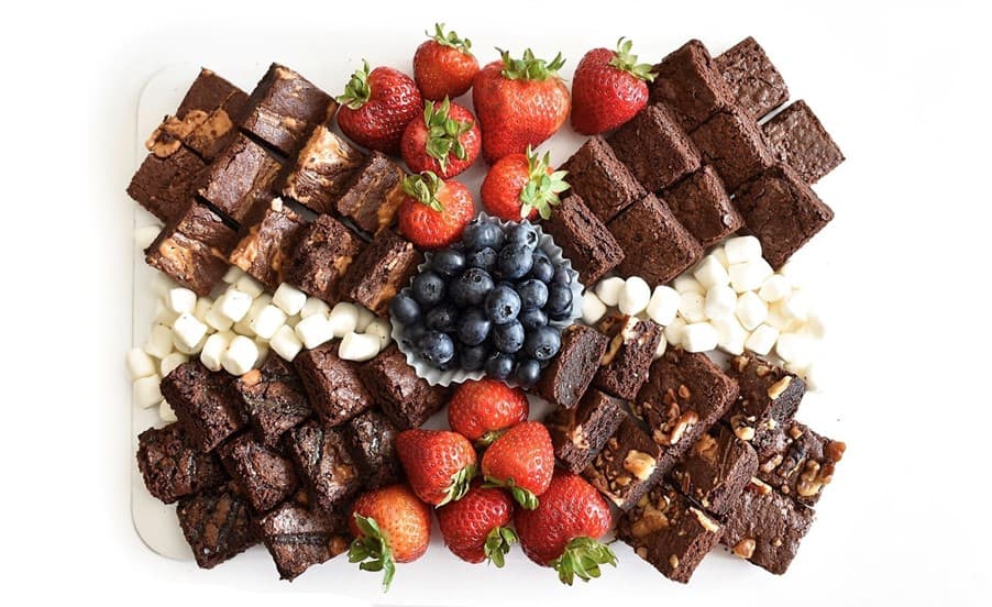 Brownie & Strawberry/Berry Platter