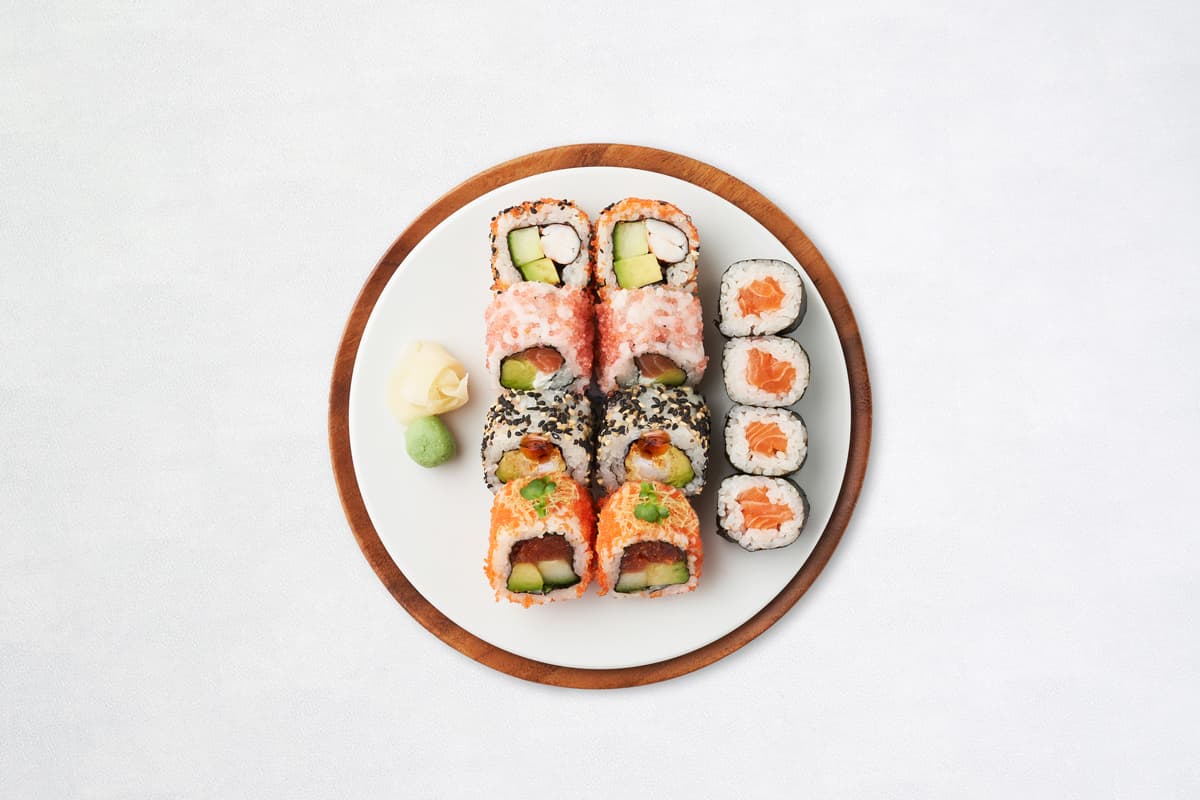 Mixed Seafood Maki (12pcs)
