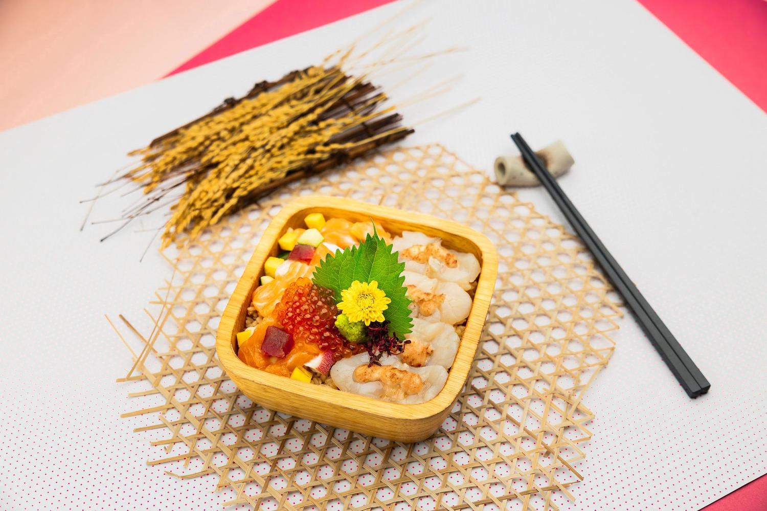 Hotate Ikura Chirashi