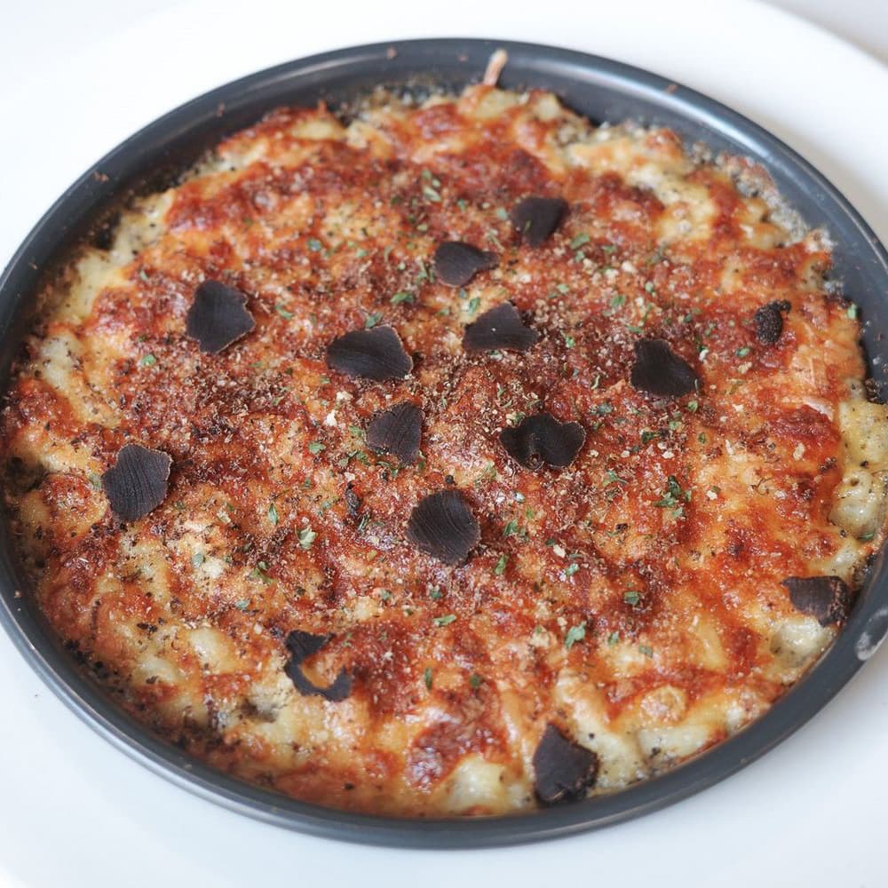 Black Truffle Macaroni & Cheese (Serves 4)