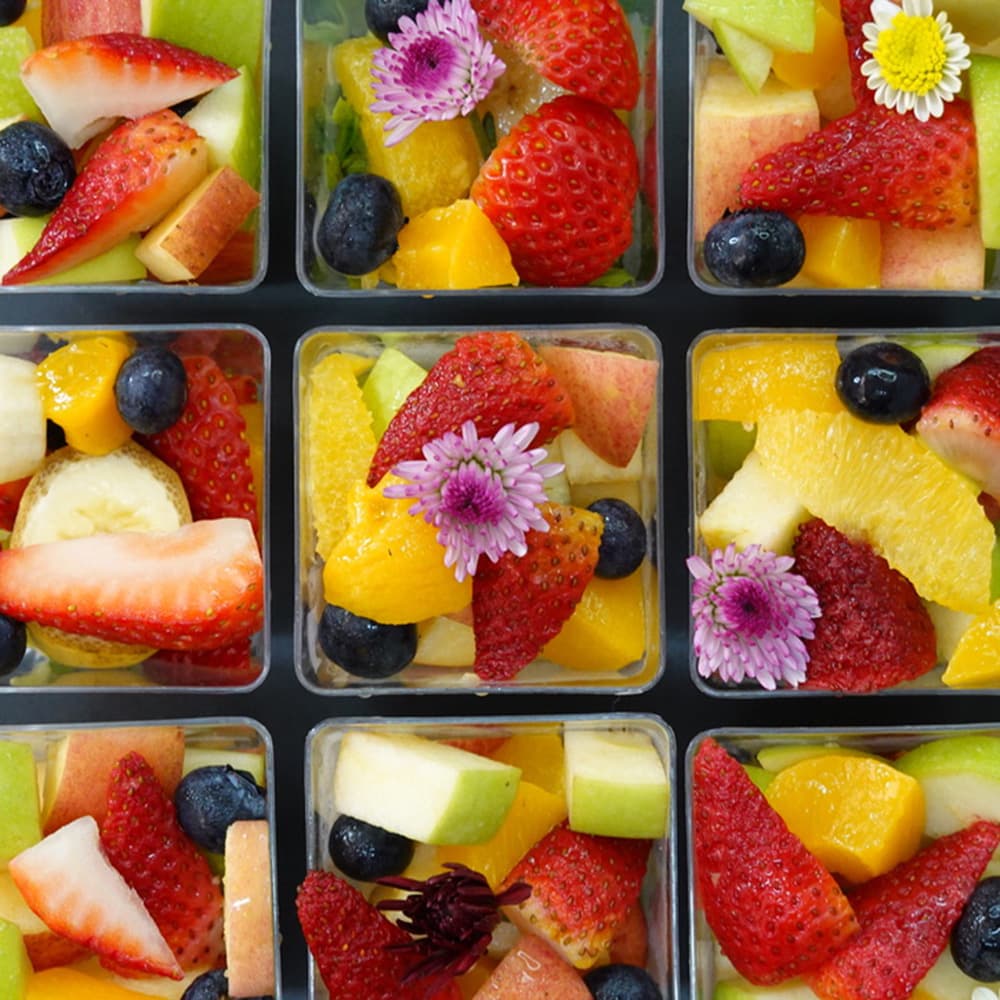 Seasonal Fruit Cups (12 Pieces)
