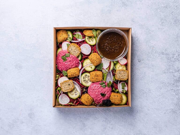 Falafel & Beetroot Tahini Salad (Small Platter)