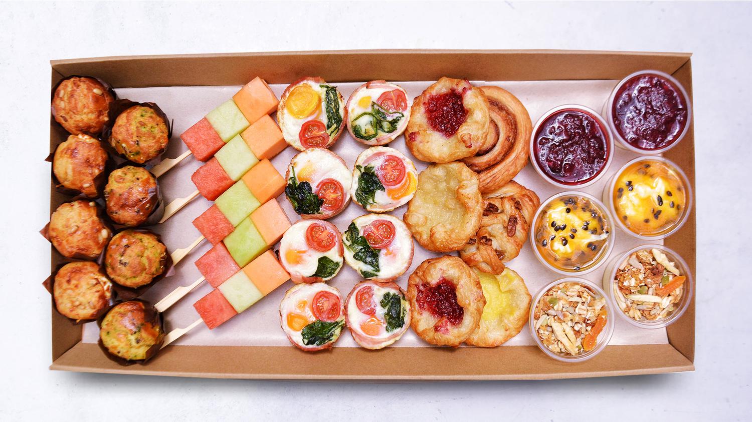 Deluxe Breakfast XL Collection (Box of 33)