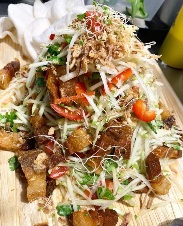 Crispy Pork Belly Papaya Salad Platter (Medium)