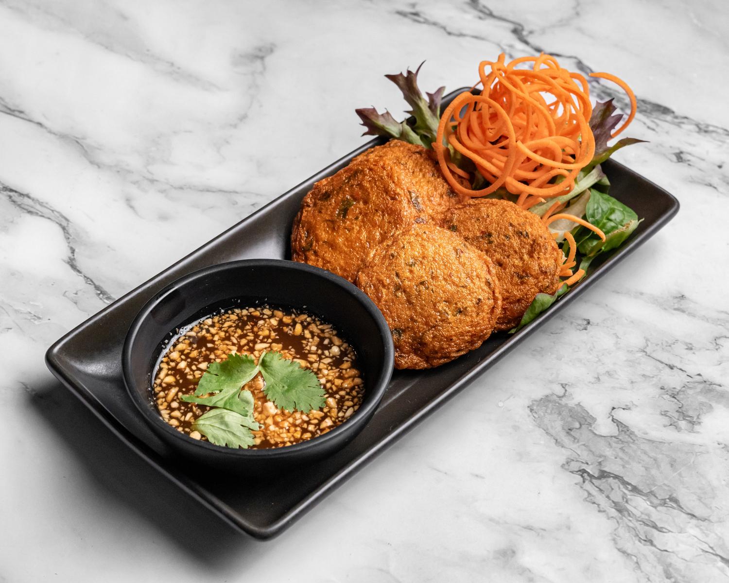Fish Cake (4 Pieces)