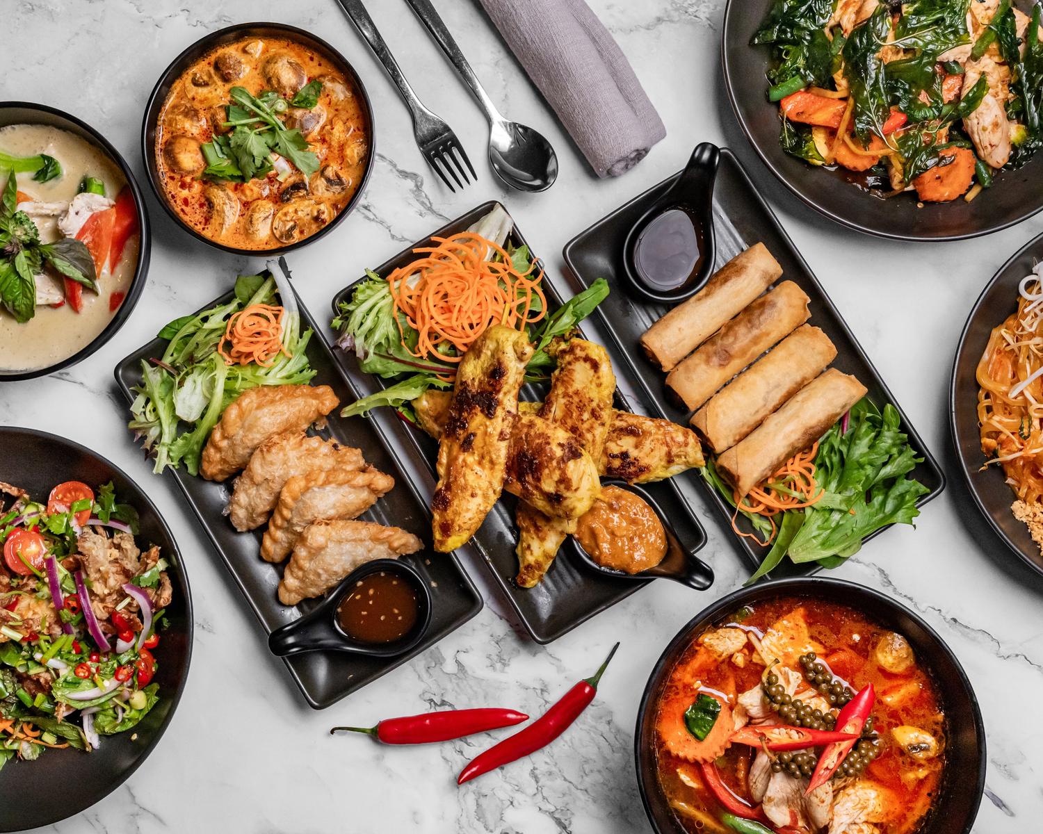 Buffet Package (Choice of 2 Entrees & 2 Mains)