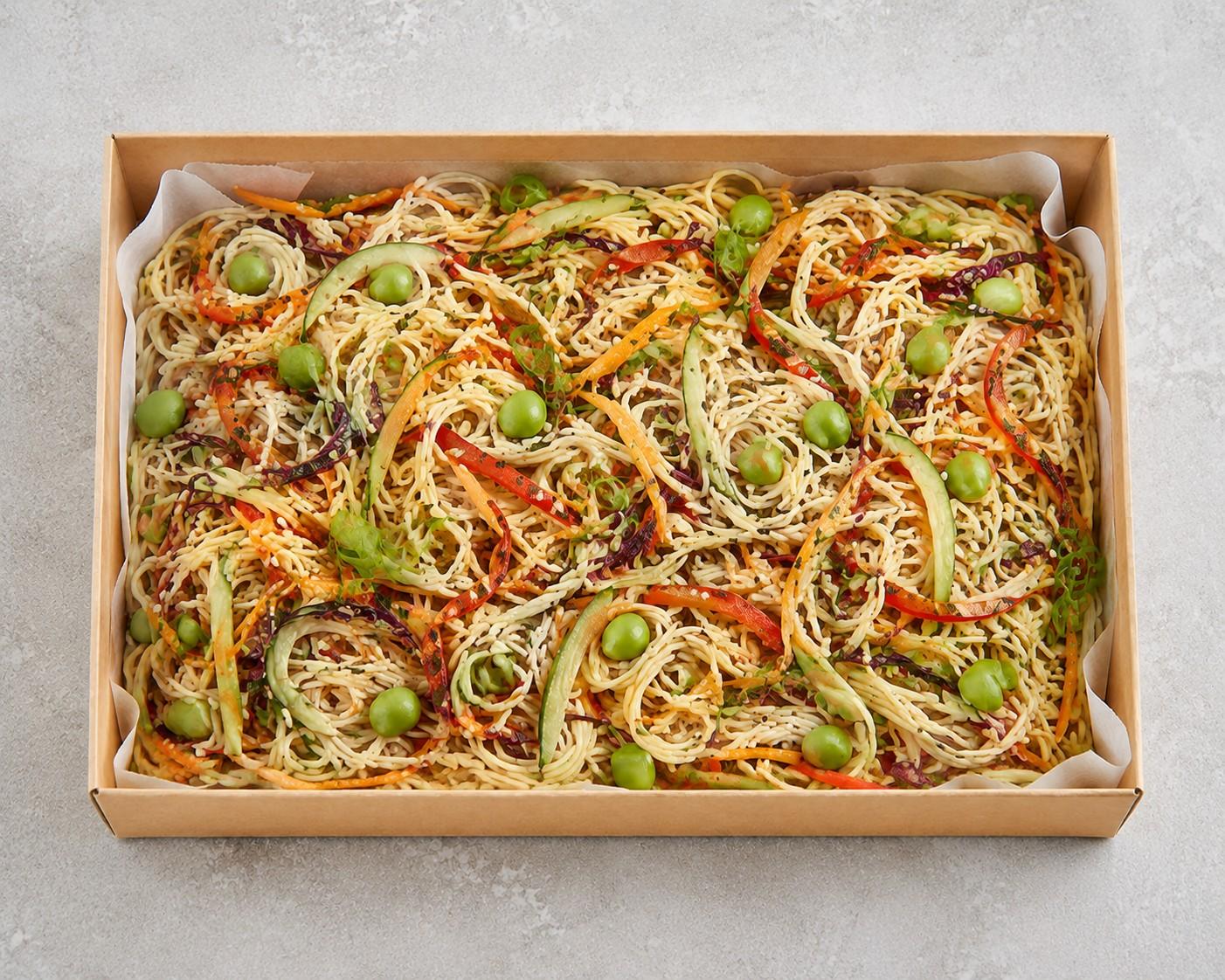 Chilled noodle salad box - Serves 20