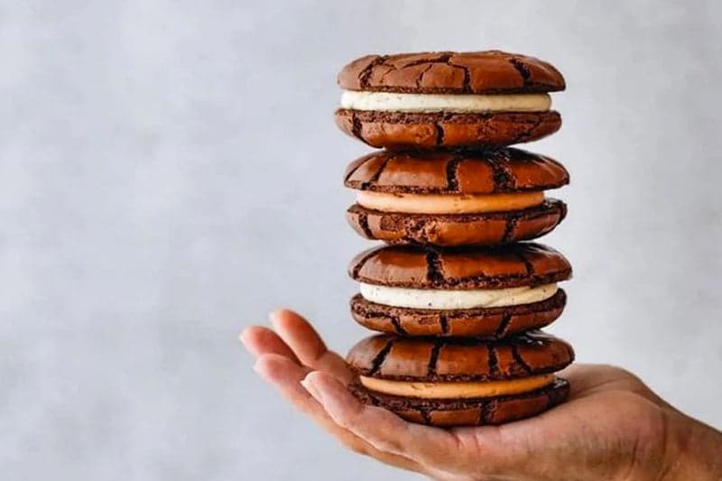 Nuttabutta Cookies Sandwich (20 Pieces)
