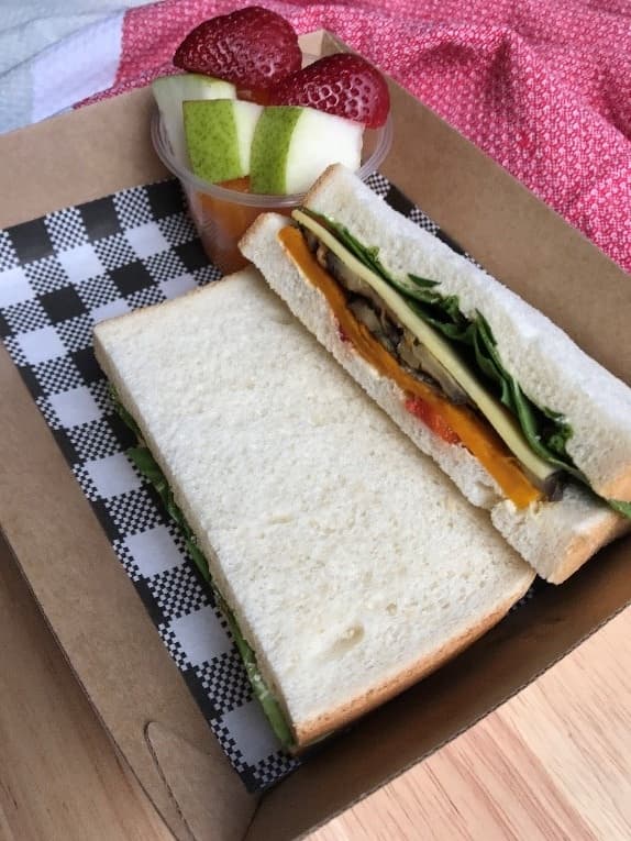 Sandwich and Fruit Pack (Small Package)