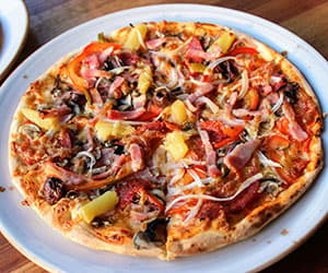 The Lot Pizza (10 Inches)