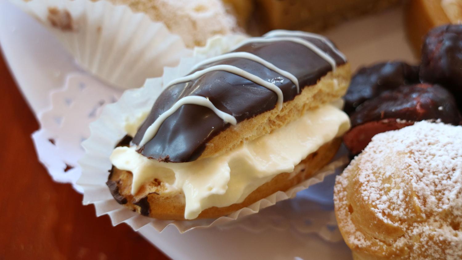 Chocolate Eclair