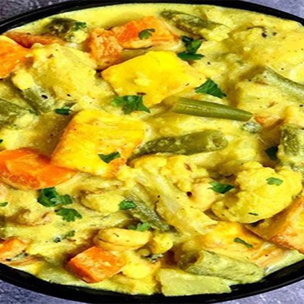 Vegetable Korma & Rice (650ML)