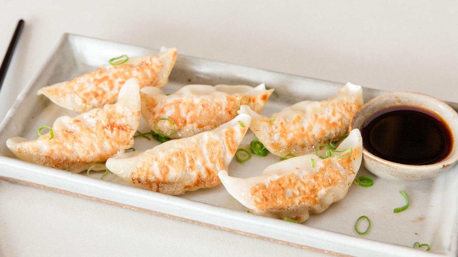 Pork Gyoza (Platter of 6 Pieces)
