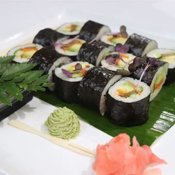 Mini Vegan/ Vegetarian Sushi Roll Pieces
