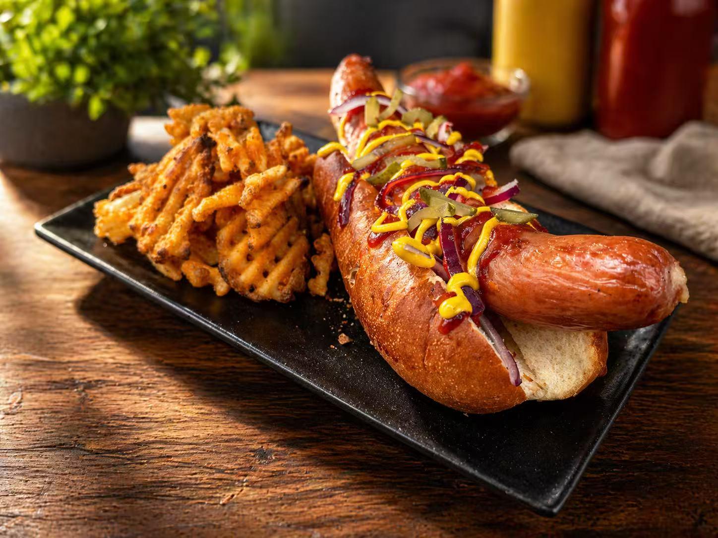 Gourmet Hot Dog with Chips