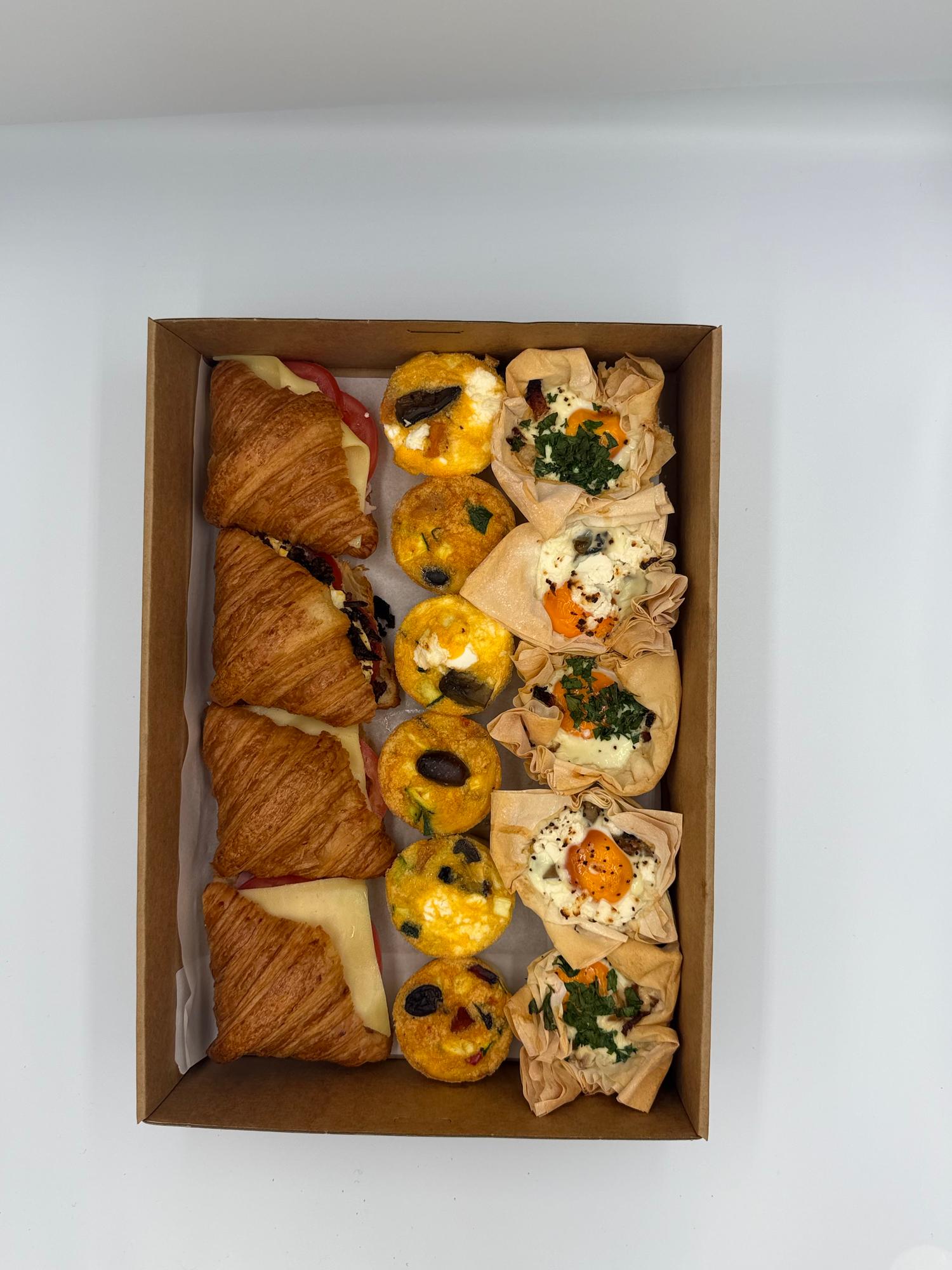 AM Savoury Platter (15 Pieces)