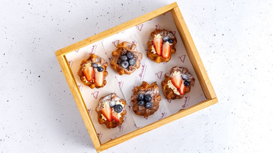 Mini Waffles with Nutella and Strawberries