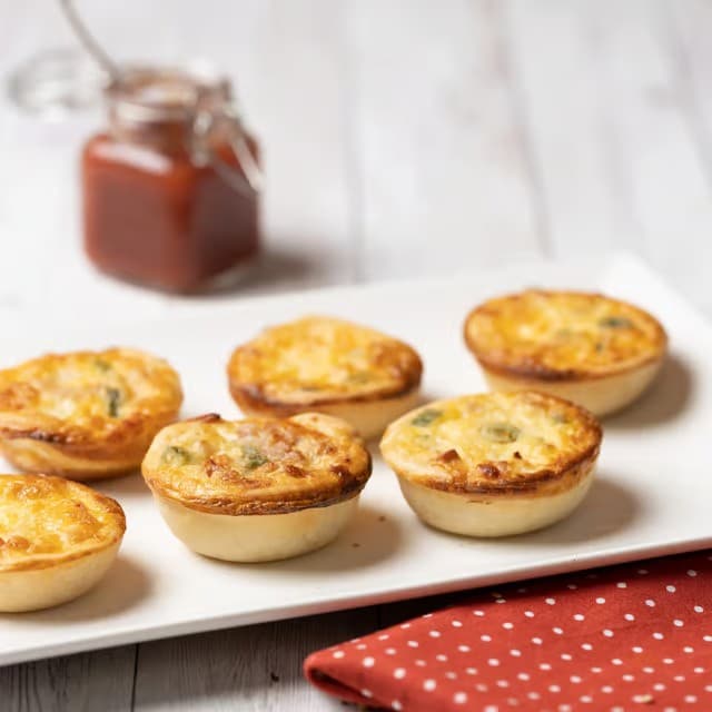 Spinach and Cheese Quiche Box (12pcs)