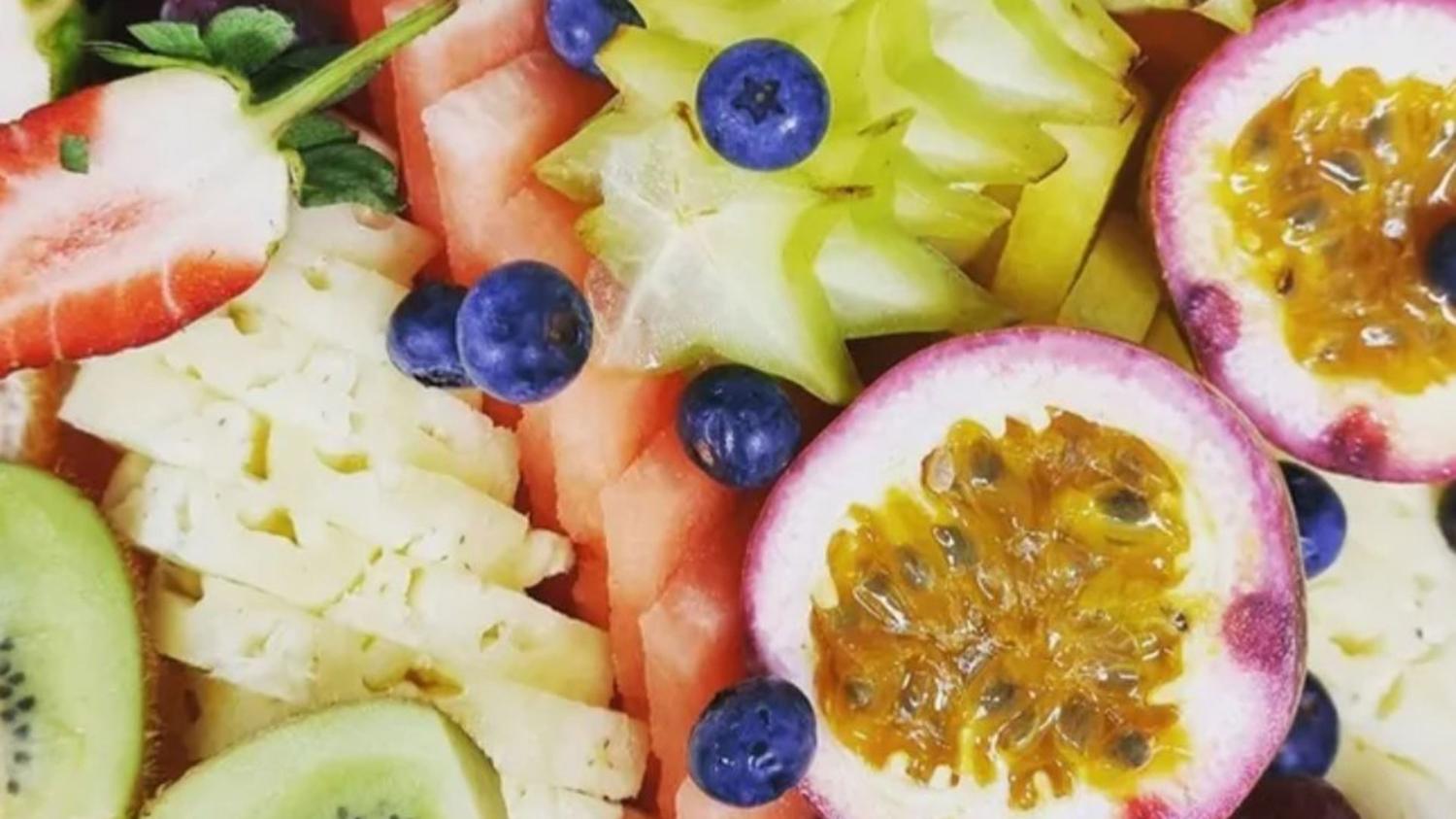 Seasonal Sliced Fruit Platter