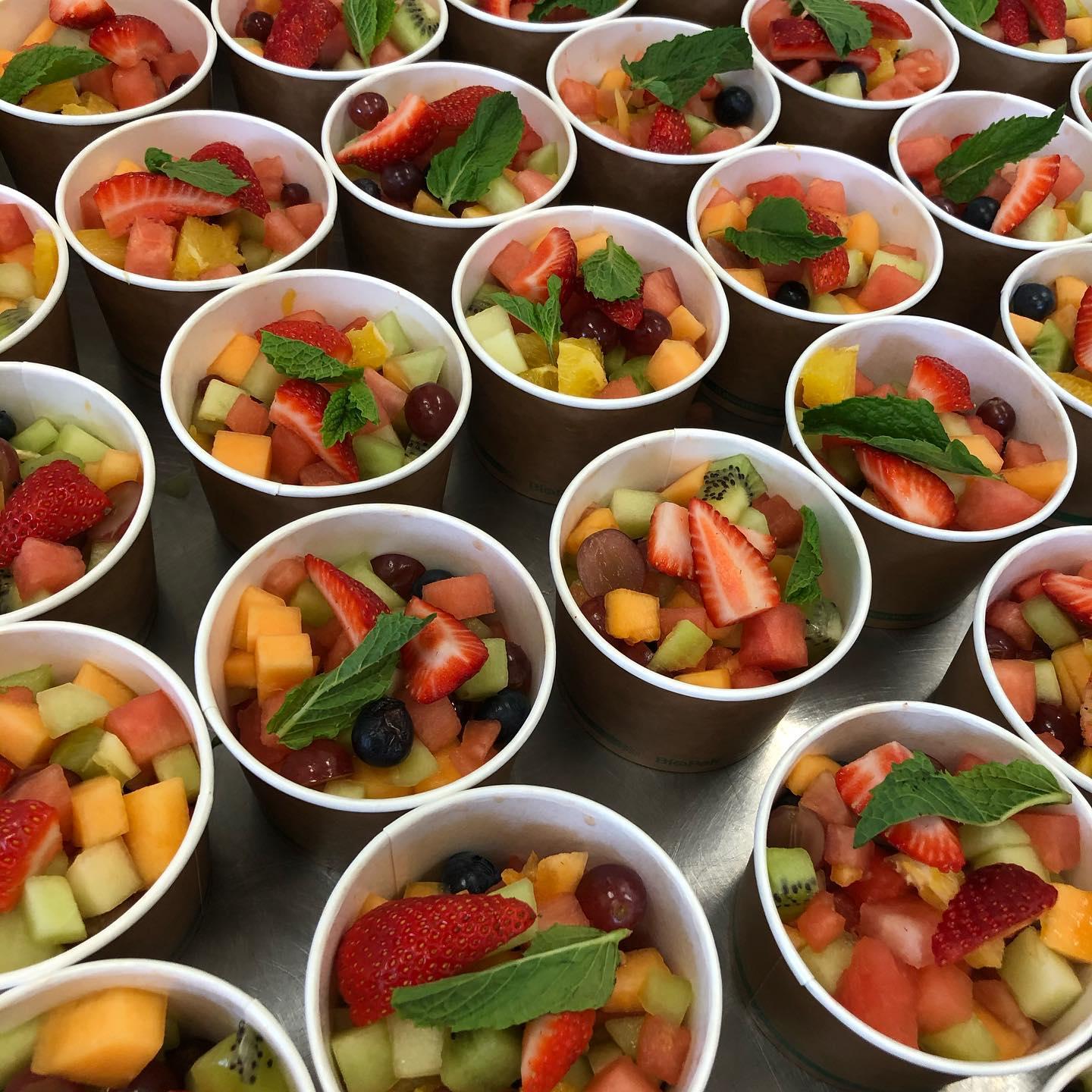 Fruit Salad Cup 8oz 