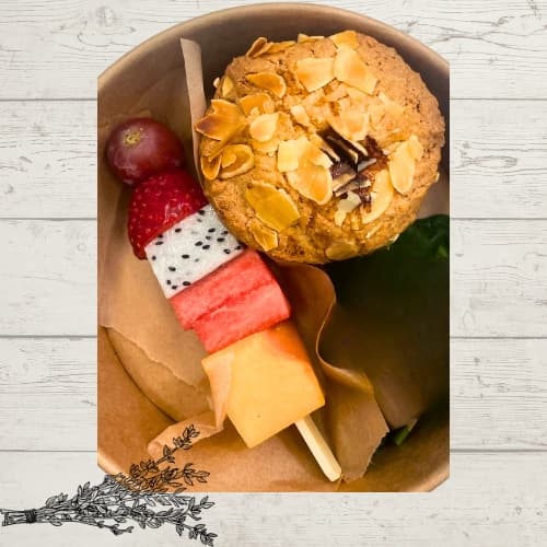 Chefs Slice & Fruit Skewers Box