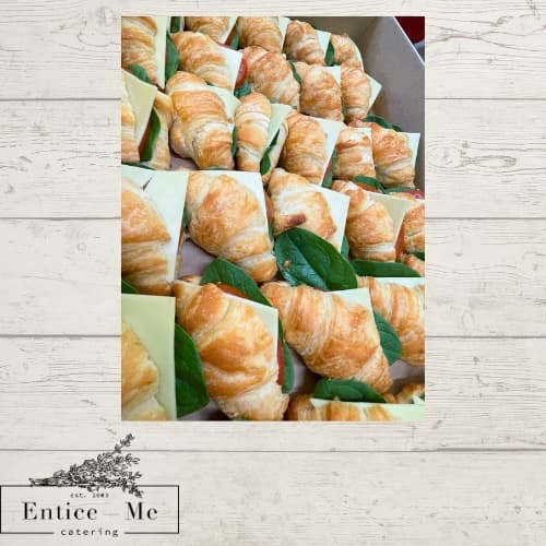 Mini Cheese, Tomato and Spinach Croissant