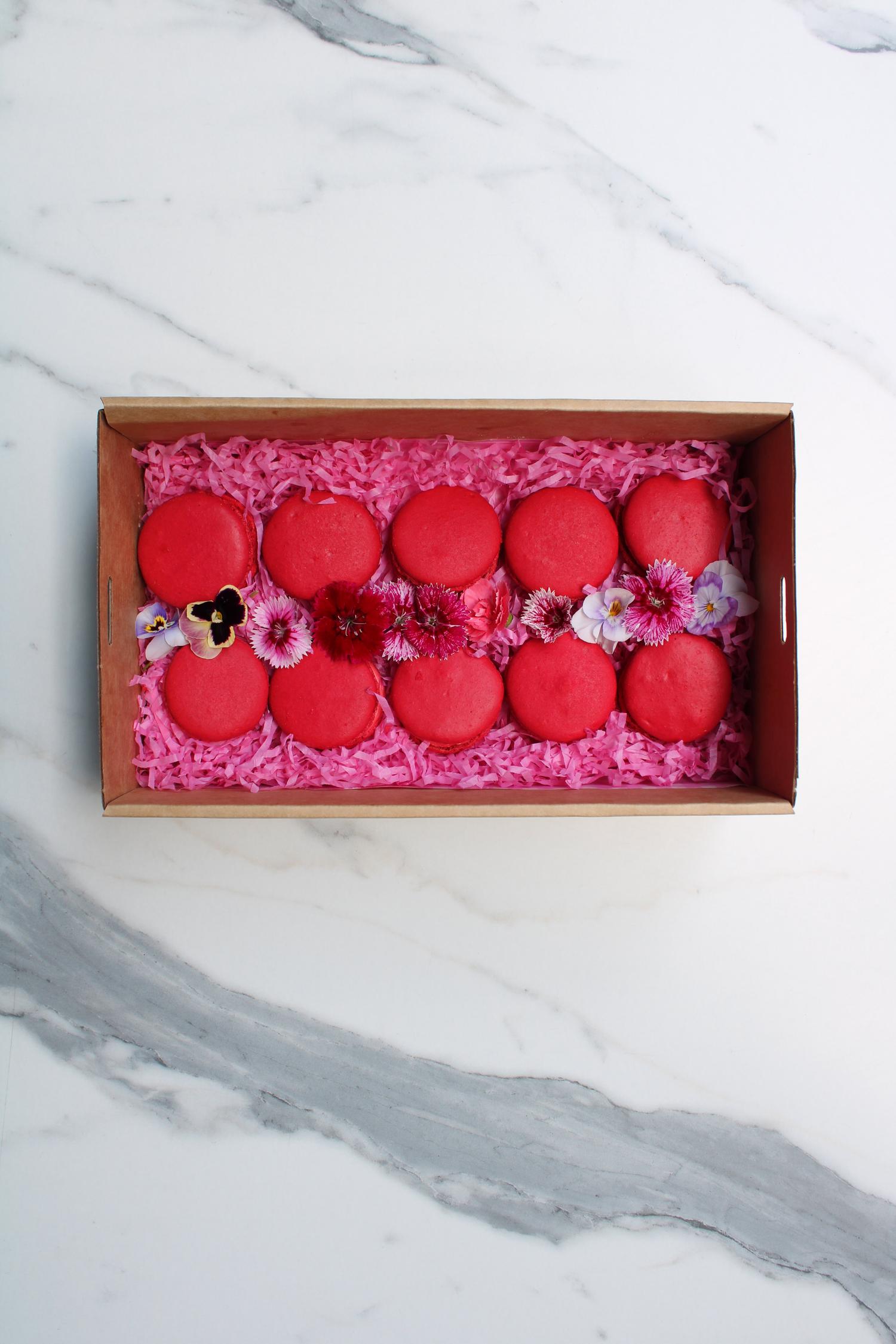 Pink Ribbon Day - Macaron Box (10pcs)