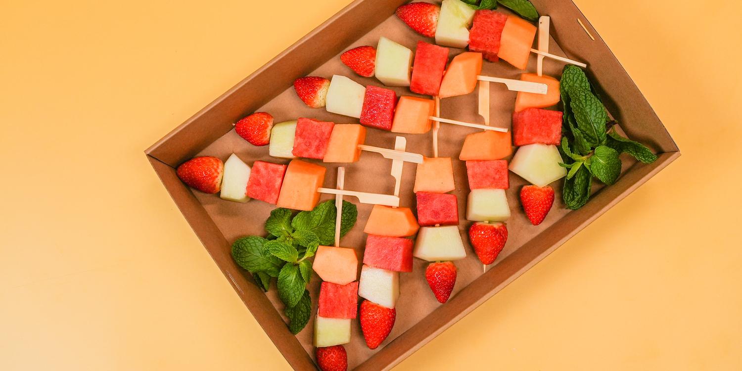 Seasonal Fruit Skewer (Box of 10)