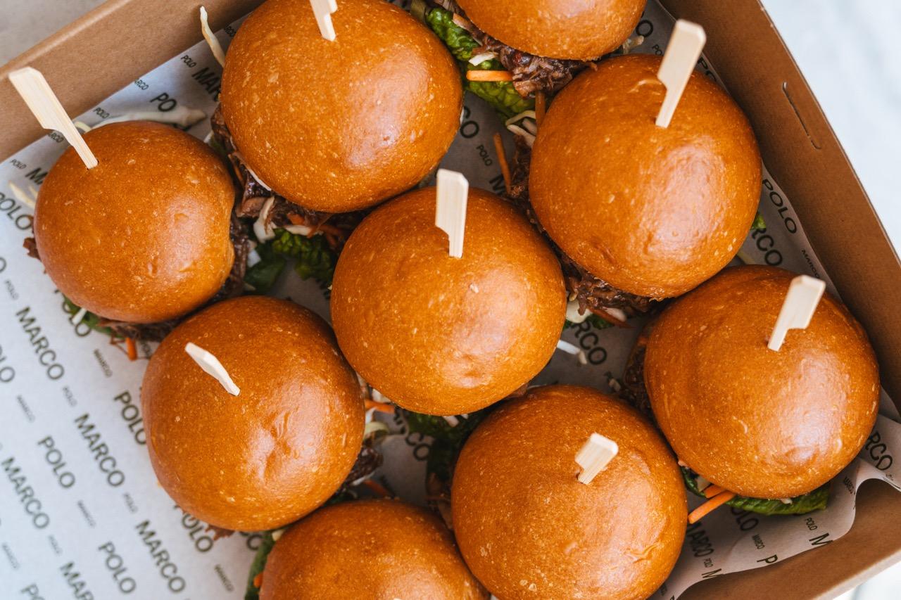 Pulled Pork and Slaw Slider (Box of 20 Pieces)