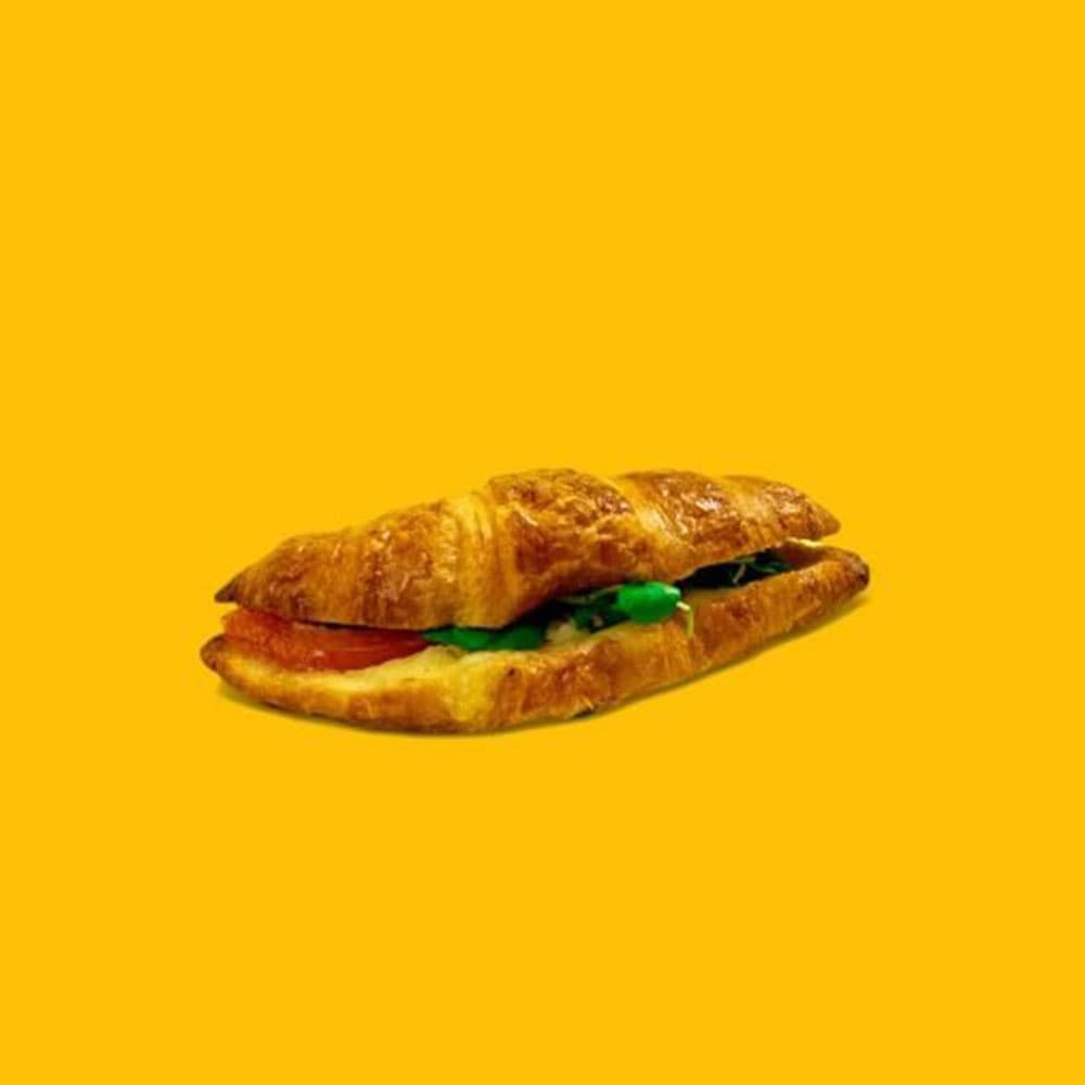 Mini Mozzarella Tomato Pesto Croissants