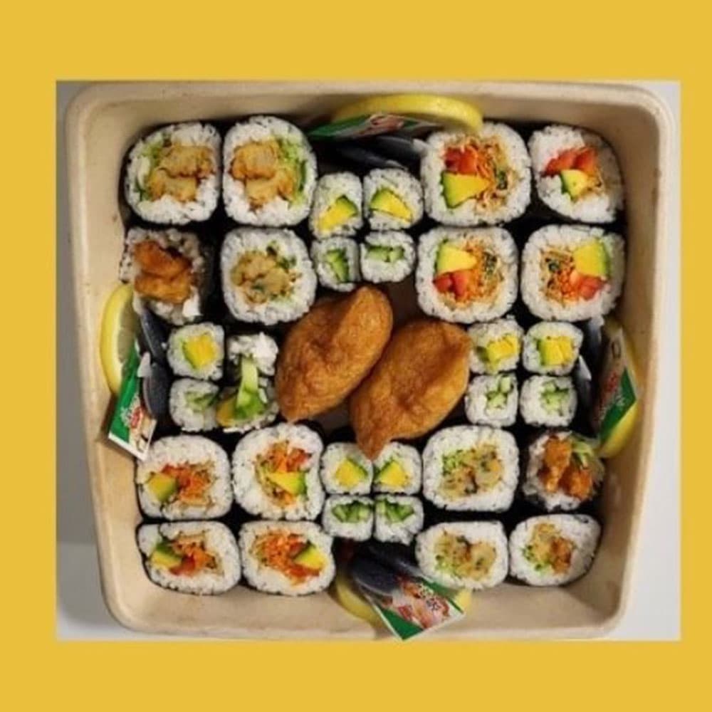 Medium Meat Sushi Platter (28 Pieces)