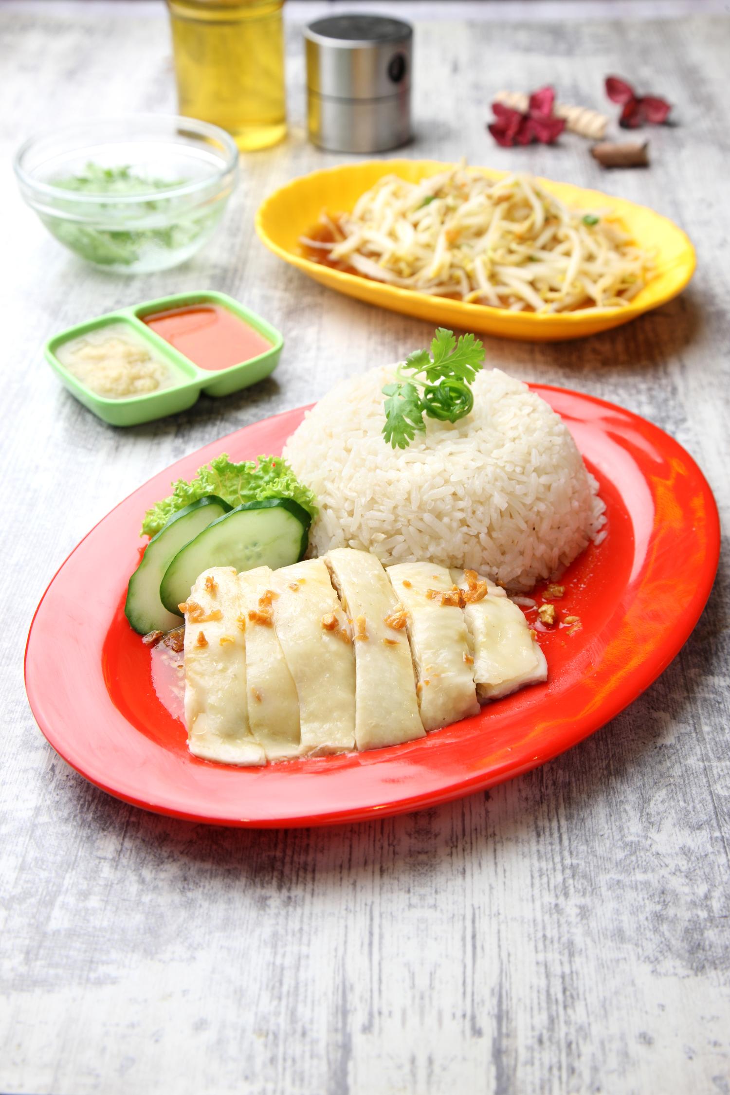 Steamed Boneless Chicken Rice Set
