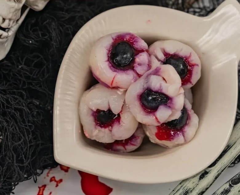 Haunted Lychee Bites Box (24pcs)