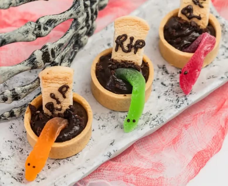 Tombstone Chocolate Tarts Box (15pcs)