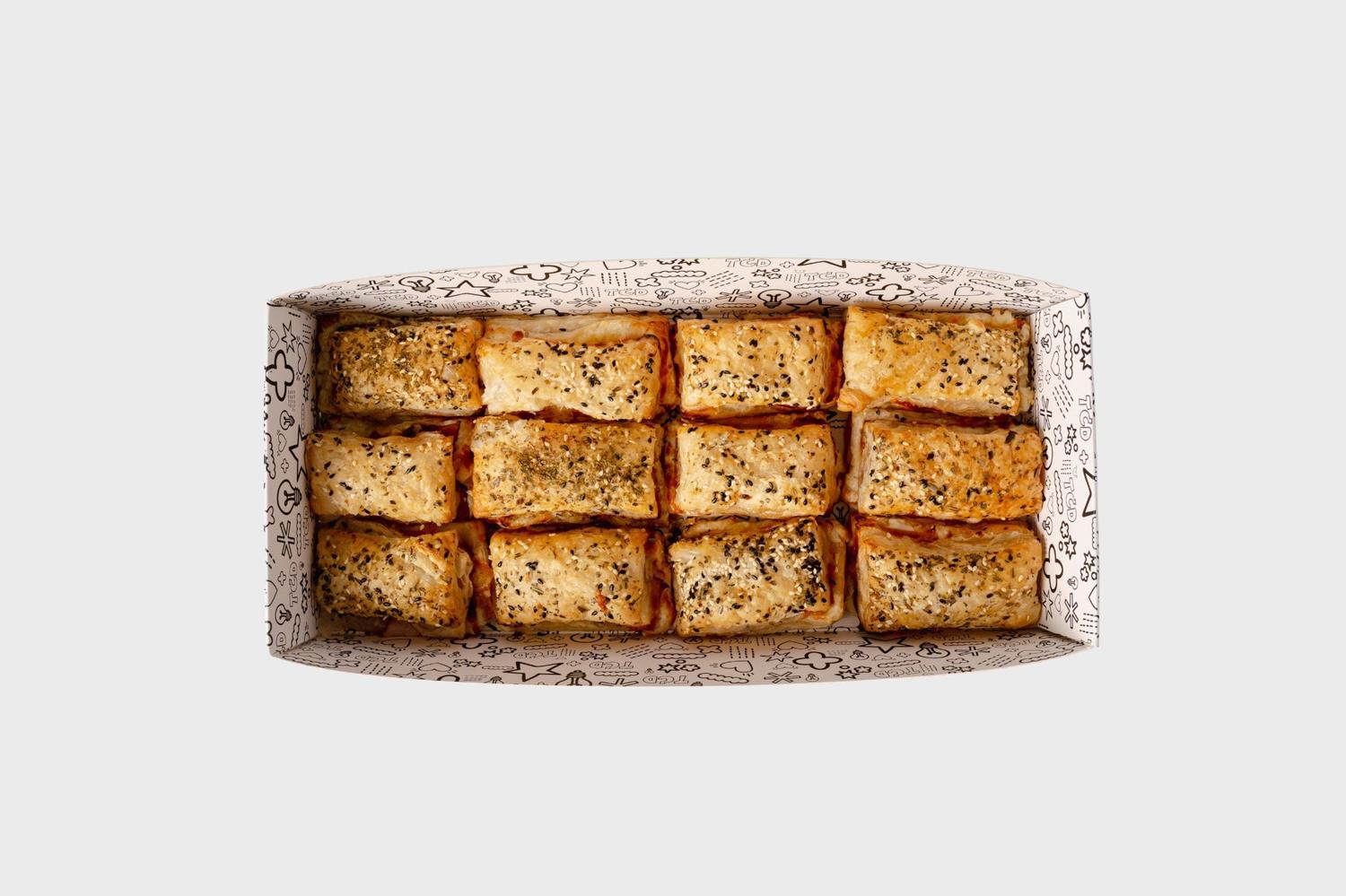 Za'atar Hot Honey Cheese Puff Sandwich Box (Small)